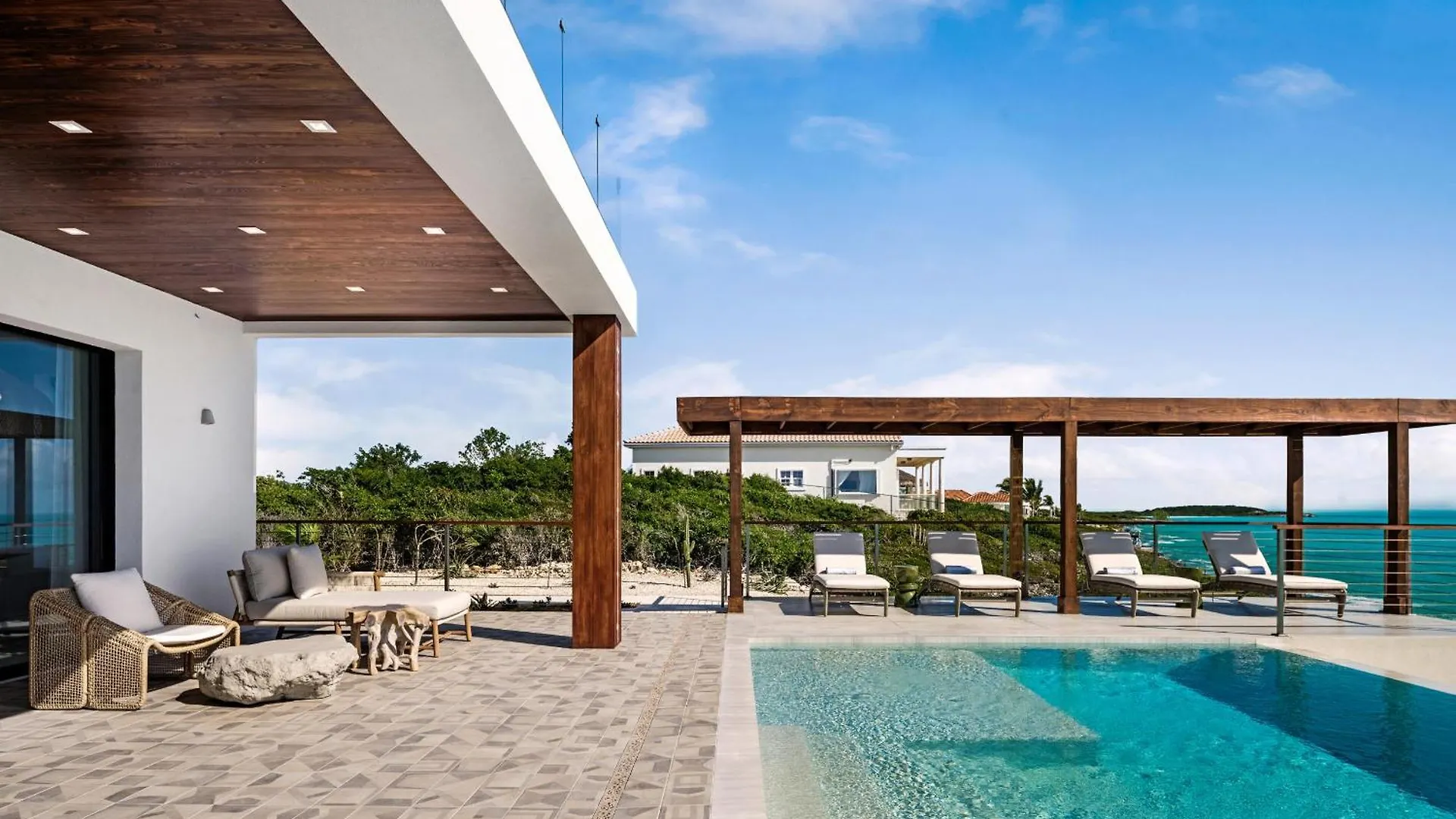 Villa Julia Long Bay