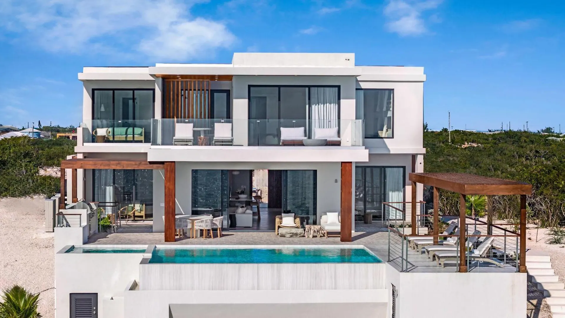 Villa Julia Long Bay