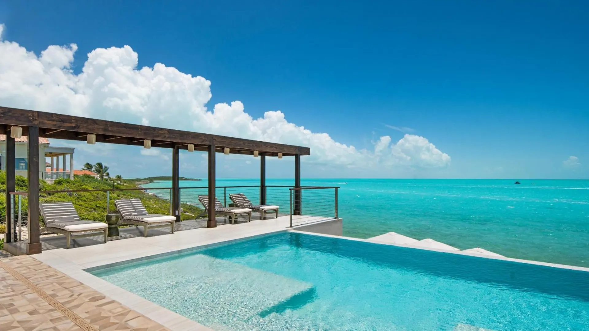 Villa Julia Long Bay